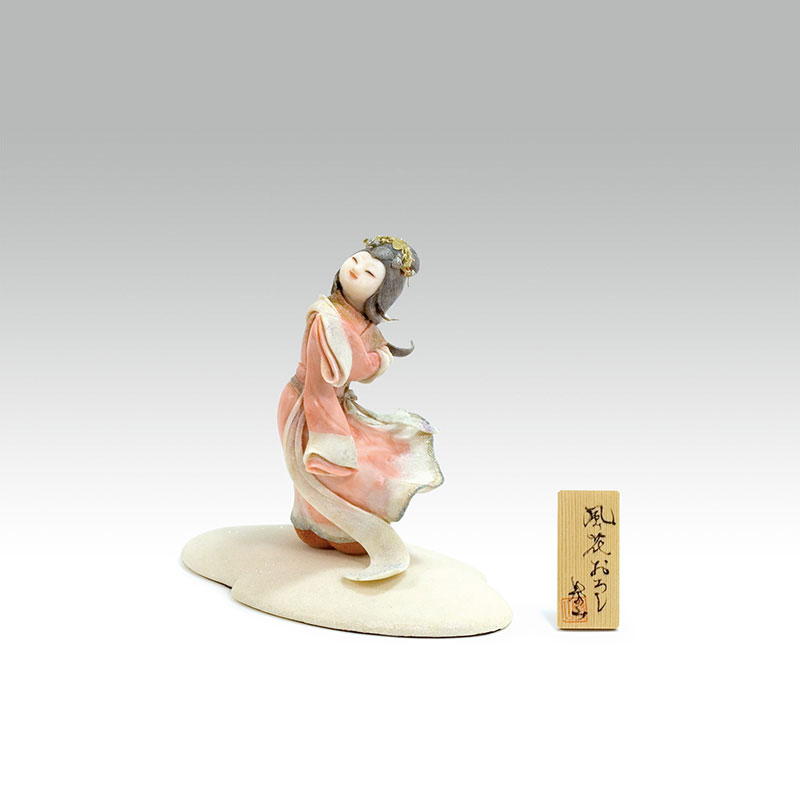 宝石サンゴコレクション：珊瑚立体作品［前川 泰山作-風花おろし